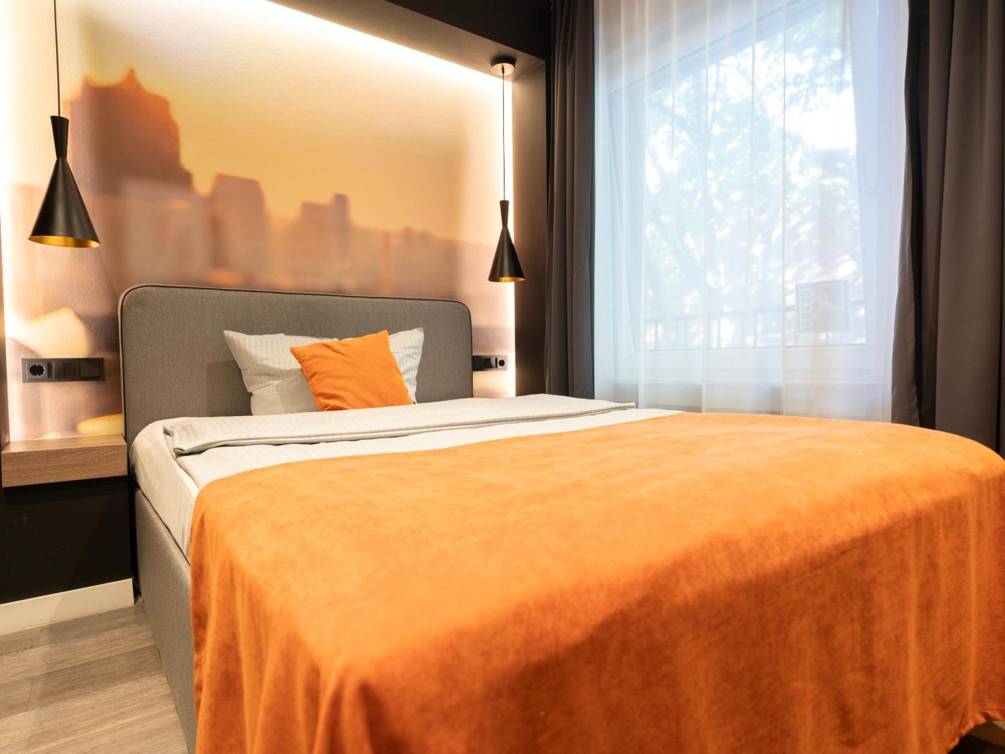 Juststay Ratingen Hotel & Apartments Exterior photo